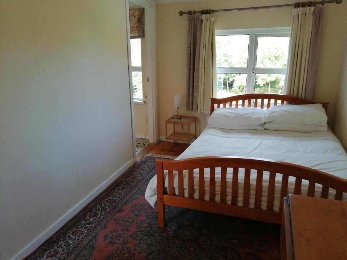 Lisieux House On Lough Neagh Bed and Breakfast Aghalee Exteriör bild